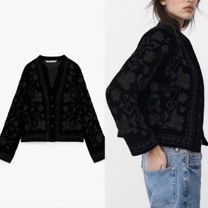 NWOT Zara Black Velvet Shirt Jacket with Floral Embroidery